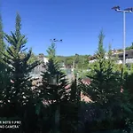 Coqueto Alojamiento Con Banera De Hidromasaje