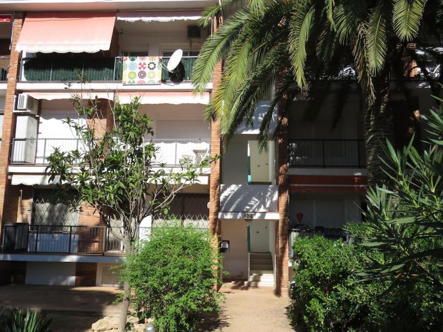 Apartamento Coqueto Alojamiento Con Banera De Hidromasaje Tarragona